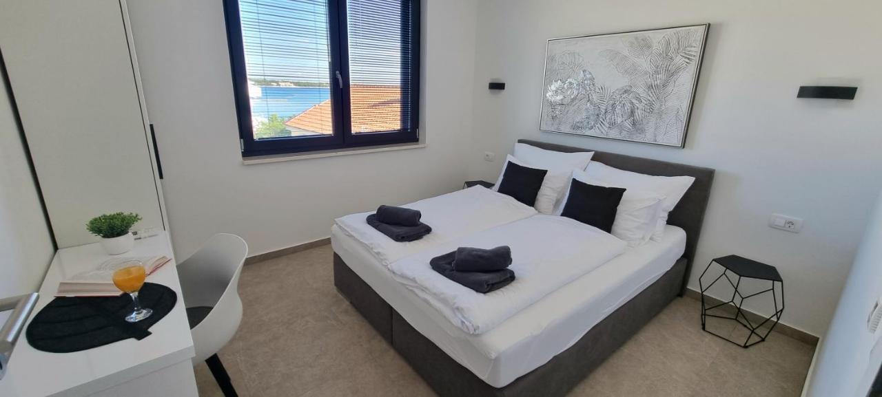 Dinary Penthouse Apartment Vir Exterior photo